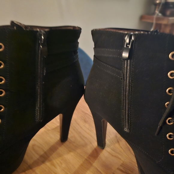 High heels size 7 - Picture 2 of 8